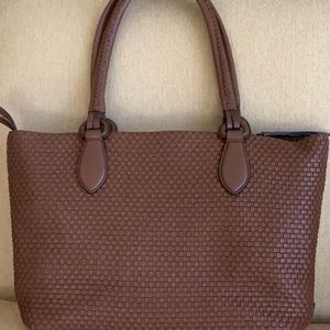 Cole Haan Shoulder Bag, 15 x 10 like new,